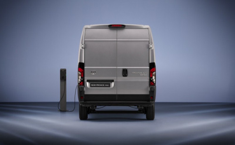 Toyota_PROACE_MAX_6