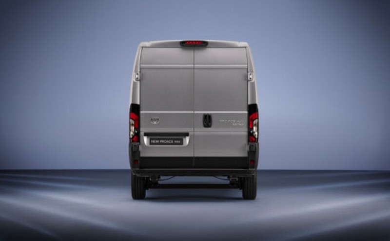 Toyota_PROACE_MAX_7