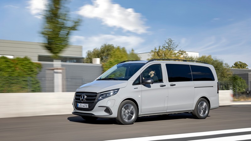 Das neue Mercedes-Benz Midsize Van Portfolio macht sich bereit – demnächst bestellbarThe new Mercedes-Benz midsize van – available to order soon